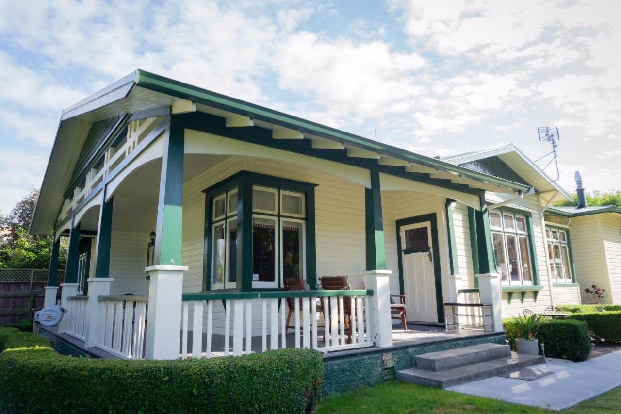 Gumnut House. Bed & Breakfast Уангануй Екстериор снимка